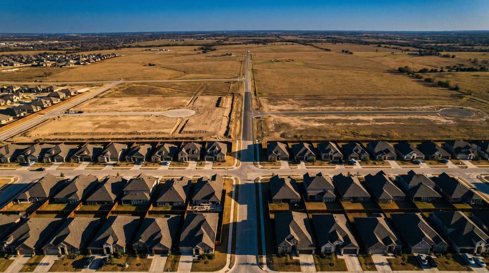 Zoning Outside City Limits: What Texas Landowners Face